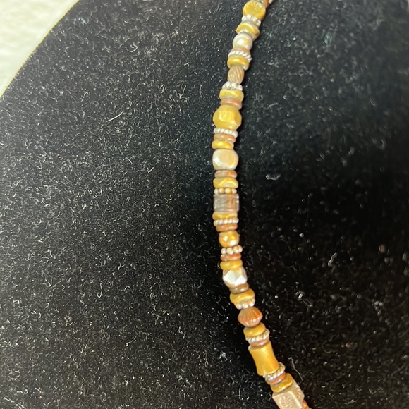 beaded necklace & bracelet set - Picture 3 of 4